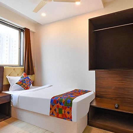 City Air Pune Bagian luar foto