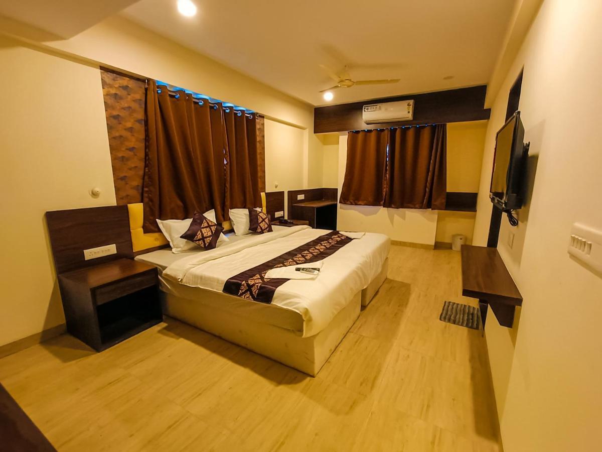City Air Pune Bagian luar foto