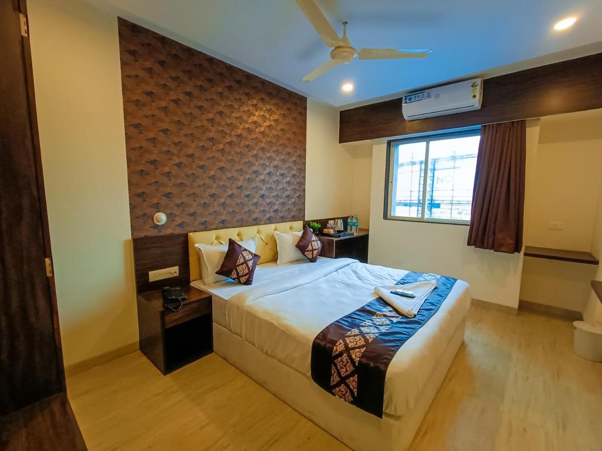 City Air Pune Bagian luar foto