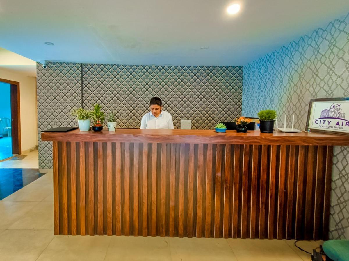 City Air Pune Bagian luar foto