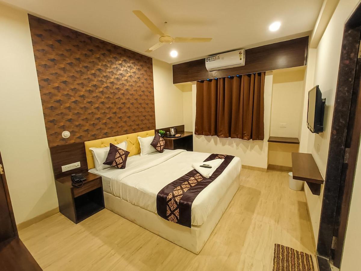 City Air Pune Bagian luar foto