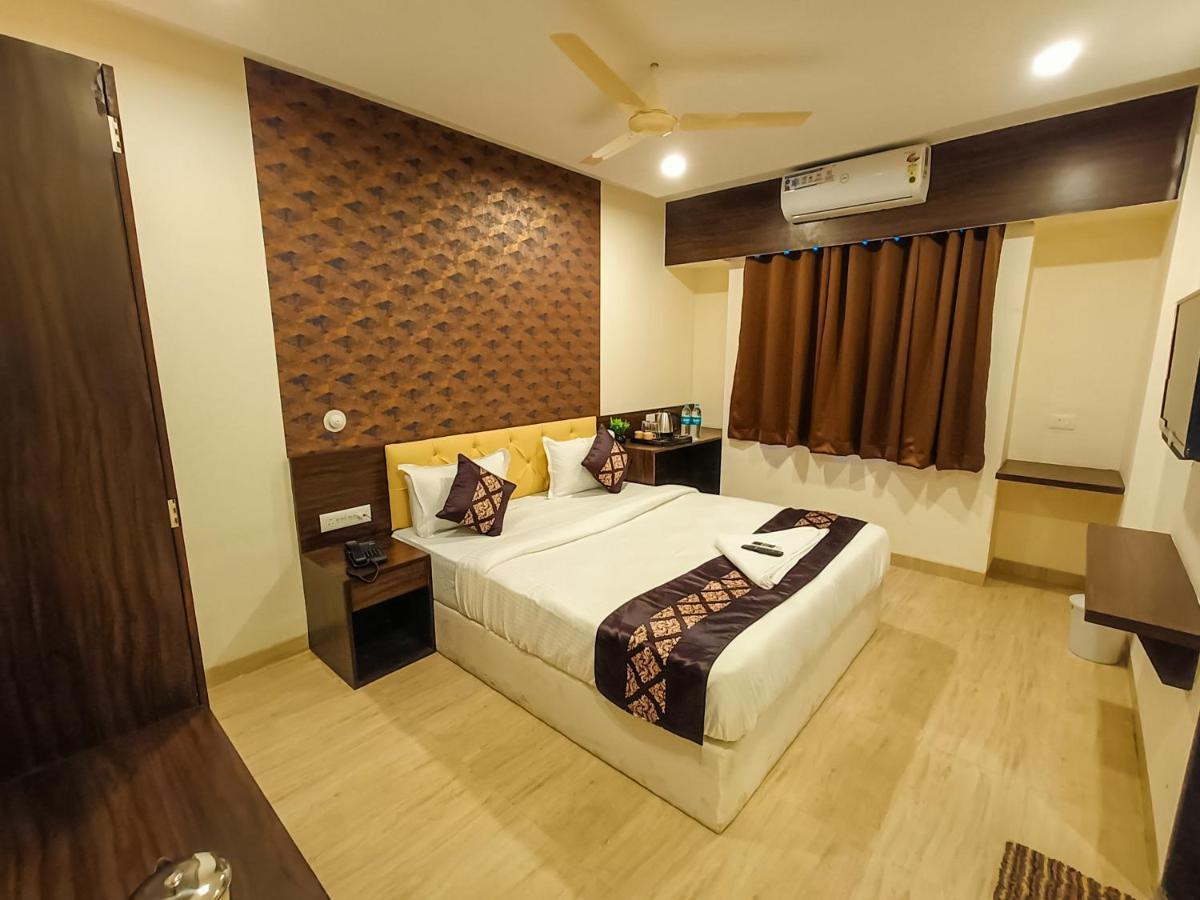 City Air Pune Bagian luar foto