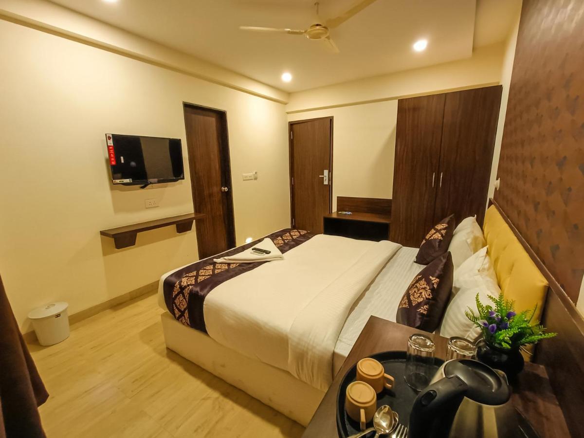 City Air Pune Bagian luar foto